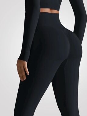 NWOT MLP Black Perfect Fit High Waist Leggings